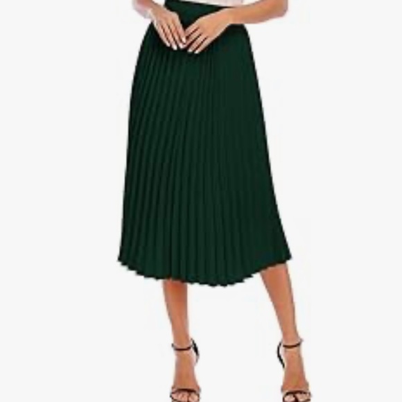 Pleated Chiffon Midi Skirt Green Size Large NWOT - Picture 7 of 7